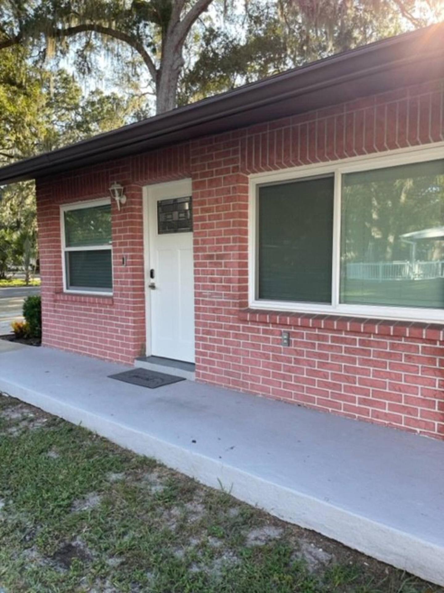 Walk Everywhere! 1-Bedroom Gem In Downtown Hub New Port Richey Extérieur photo