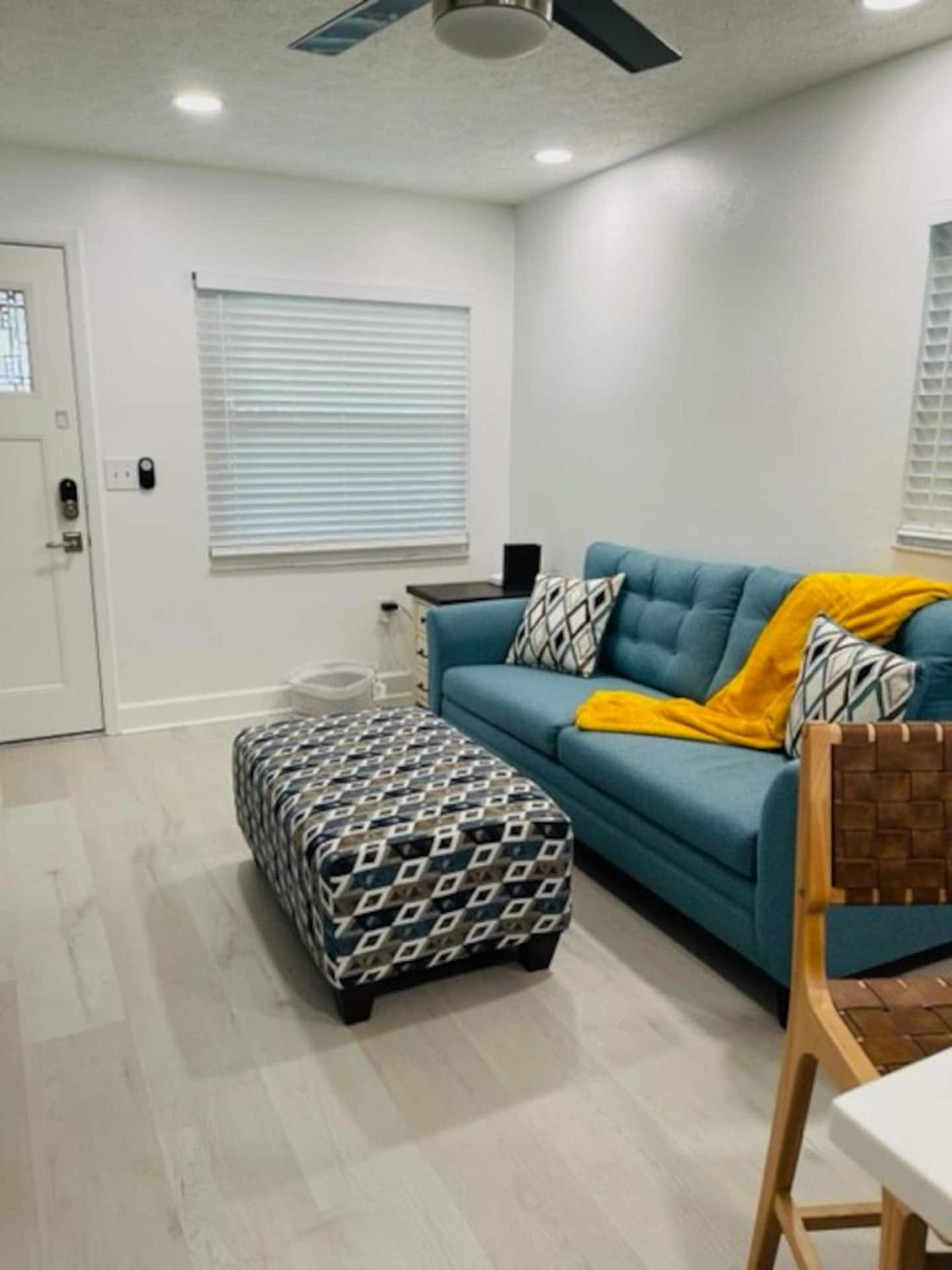 Walk Everywhere! 1-Bedroom Gem In Downtown Hub New Port Richey Extérieur photo